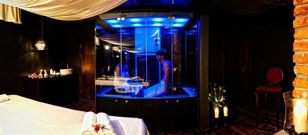 Hotel Remes 오팔레니카 외부 사진