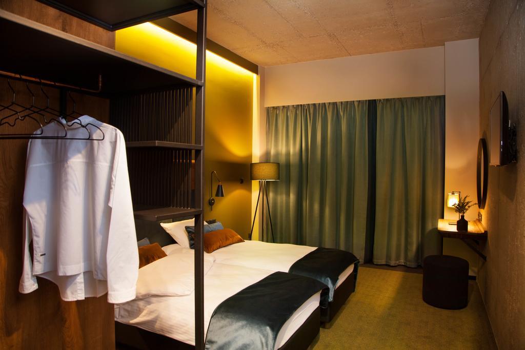 Hotel Remes 오팔레니카 외부 사진